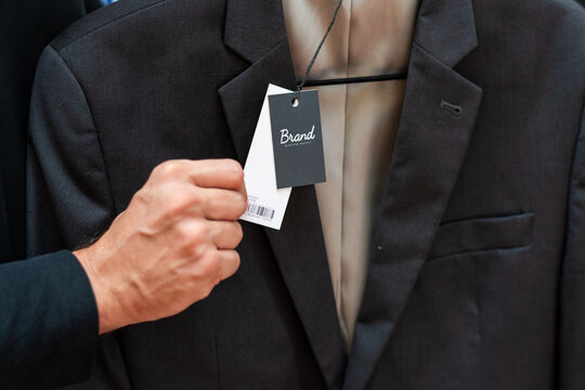 Elegant suit with brand tag