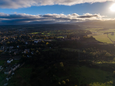 Beautiful aerial view of Edinburgh, the Historic Suburbs and Curved Streets, Scotland &ndash; Urban Pattern and Cityscape from Above