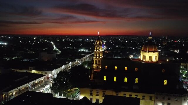 Timelapse: Night falls after the last light of sunset in Silao, Guanajuato, Mexico