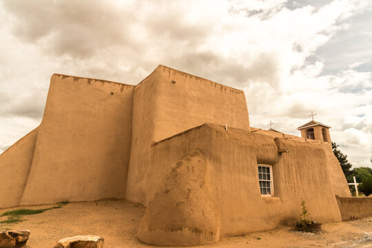 USA, New Mexico, Rancho de Taos.  View of the back side of the adobe San Francisco de Assisi Mission Church