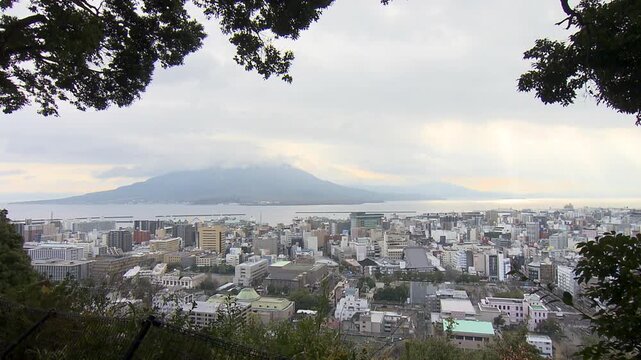 鹿児島「桜島」じんわりズームイン