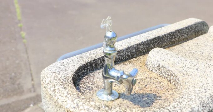 公園の水飲み場