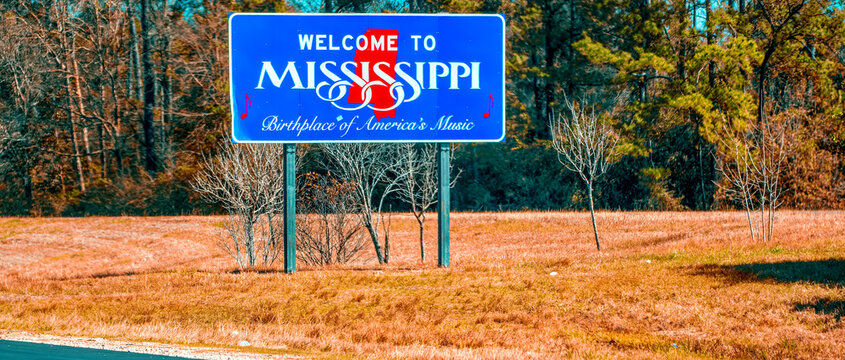 Welcome to Mississippi road sign along the interstate