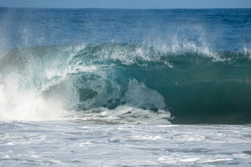 Naklejka premium Waves in Arecibo, Puerto Rico