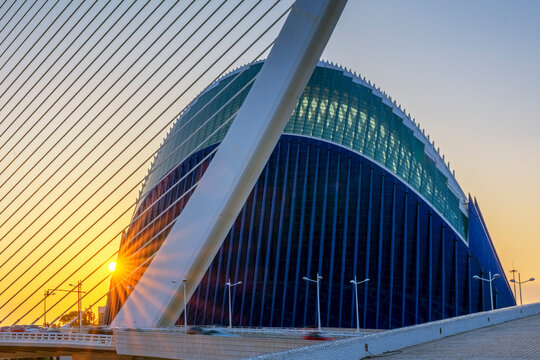 L'Agora or CaixaForum Valencia, and the Assut de l'Or Bridge