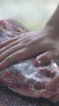 salando carne asado argentino