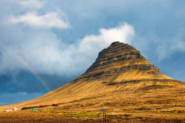 Tęcza nad Kirkjufell 2025 © Krzysiek Cegiełka
