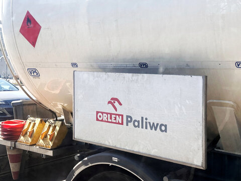 Fuel tanker truck with Orlen branding and flammable hazard symbol in Gdynia, Poland March 22, 2026