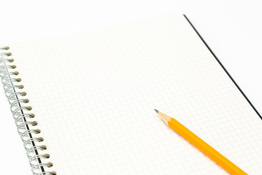 ノートと鉛筆