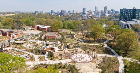 Obraz premium Aerial View of Gipson Play Plaza Adventure Playground at Dorothea Dix Park