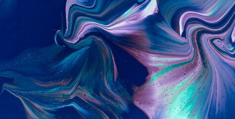 An Illustration of Water, Light, and Grunge Patterns © Roman