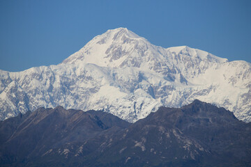 Fototapeta premium Denali on a clear summer day