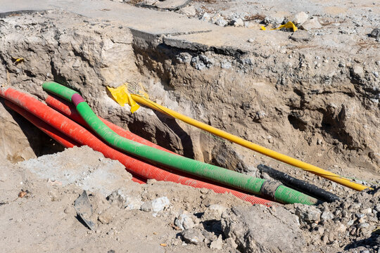 Protective conduit pipes for telecommunication cables The Concept of Urban Development