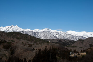 白馬村から望む冬の北アルプス © RATM