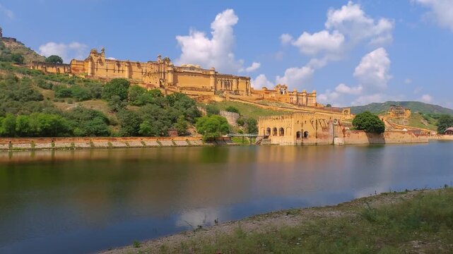 Historic Amer Fort reflecting in Maota Lake, Jaipur
