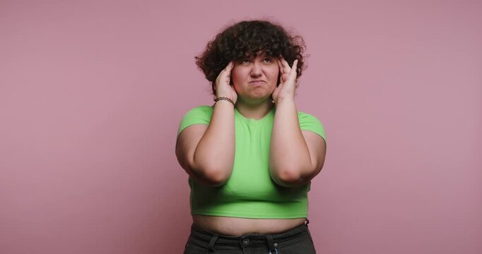 Expressing emotions through body language and facial expressions in a studio setting
