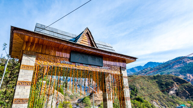 Gateway to Hateshwari Mata temple or Hatkoti temple located near Shimla, is a beautiful example of ancient Indian architecture