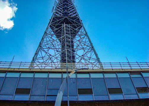 torre de transmiss&atilde;o