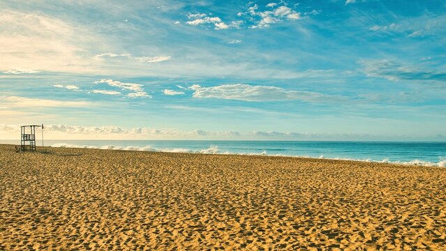 Boa Vista, Cabo Verde &Aacute;frica: - 22 de marzo de 2026: Praia Lacacao in Boa Vista, Capo Verde is a stunning beach with crystal clear waters and white sand. This was on a hot sunny afternoon.  Hot day.