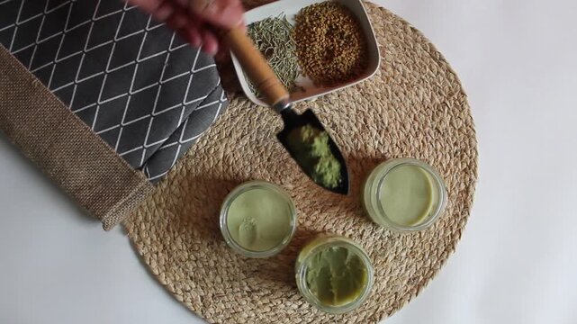 Moringa Powder Texture and Color Close-Up