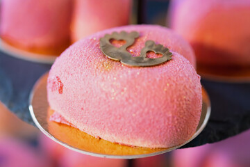 Babeczki w kształcie serca - baby shower © Tadeusz