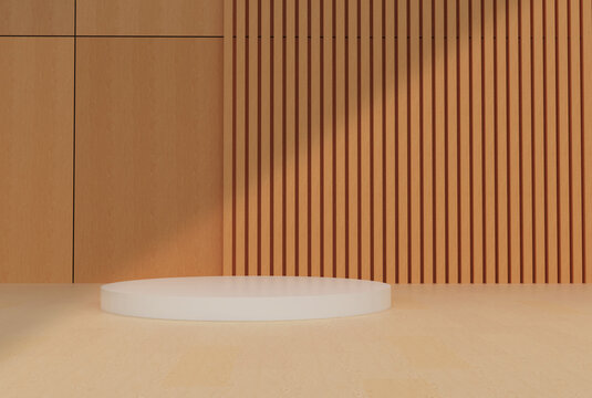 Podio circular blanco sobre suelo de madera clara con fondo de listones naturales y sombras proyectadas. Est&eacute;tica minimalista zen para exhibici&oacute;n de productos y cosm&eacute;tica.