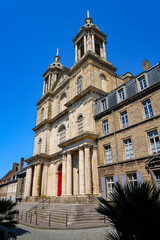 The neoclassical west facade and towers of the Basilica of Notre-Dame in Boulogne-sur-Mer, Pas-de-Calais, Northern France © Alexandre ROSA