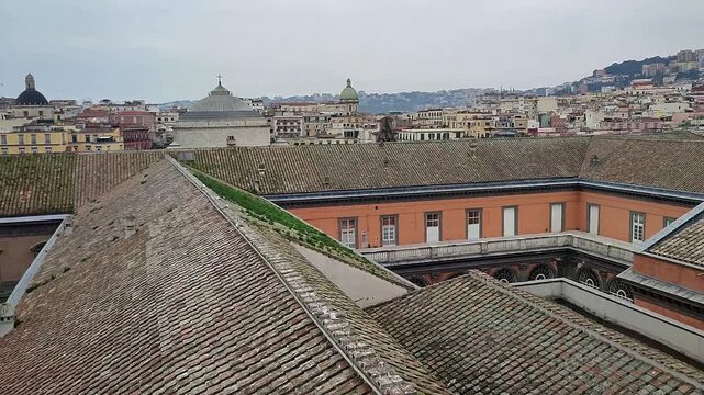 Napoli - Panoramica dalla terrazza del Belvedere di Palazzo Reale