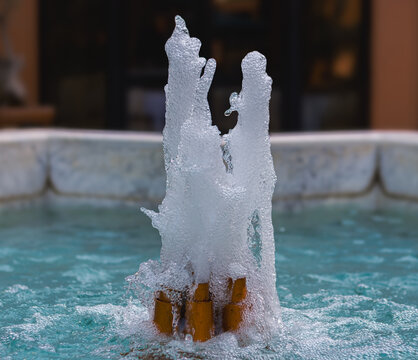 Fountain in the pool