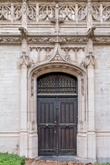 Porte de la cathédrale saint-Michel à Bruxelles