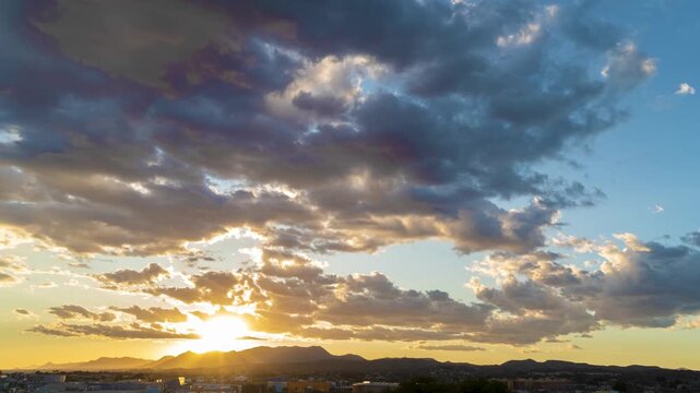 Timalapse, atardecer alicante espa&ntilde;a
