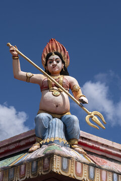 Sri Krishna Draupathi Kovil hindu temple, Mauritius. Shiva statue on top of pagoda