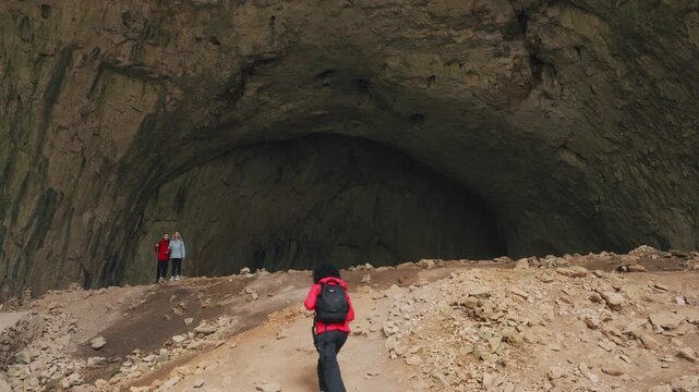 Cave Expedition: Group Explores Vast Underground Chamber