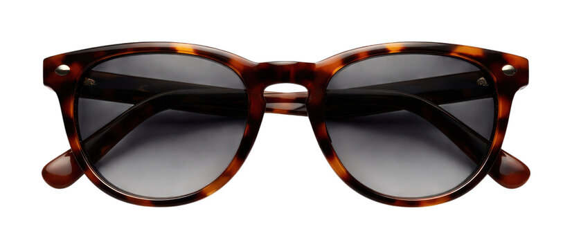 PNG Stylish tortoiseshell sunglasses design.
