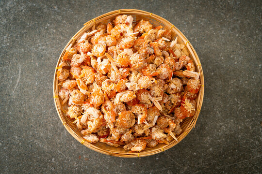 dried shrimps or dried salted prawn