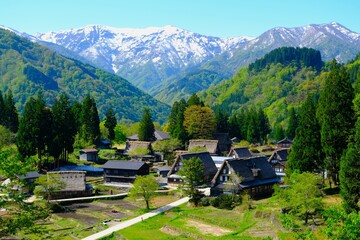 合掌造り集落の風景 © ベルビア