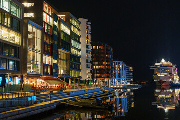 Fototapeta premium Abends in Oslo, Norwegen