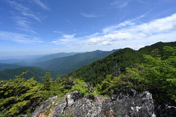 Fototapeta premium Climbing Mount Kobushigatake, Chichibu, Japan