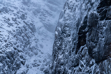 Mountain textures © Paula