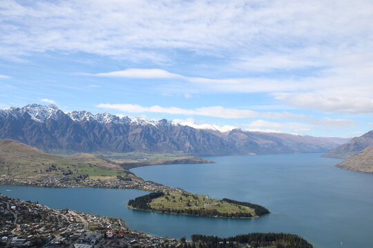 Queenstown Remarkables with Lake 