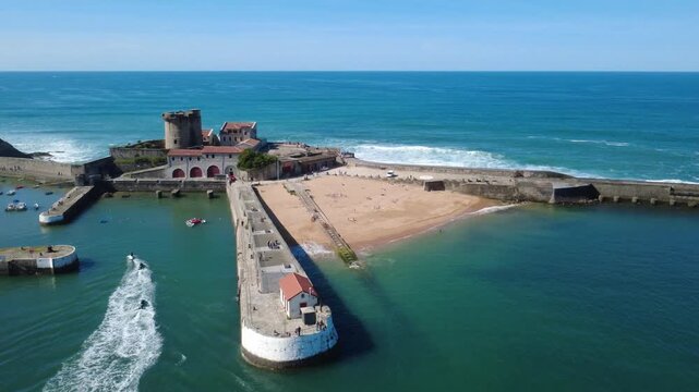 le fort de Socoa &agrave; Ciboure dans le Pays Basque, vue a&eacute;rienne