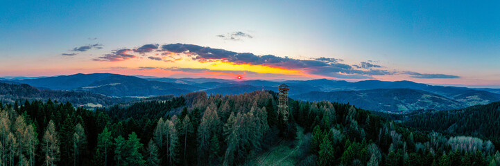 Malnik, wieża, Muszyna, Beskid Sądecki © Maciej G. Szling