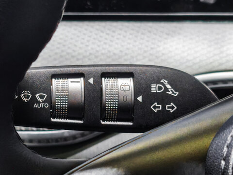 Multi-function Steering Column Stalk for Wipers and Lights