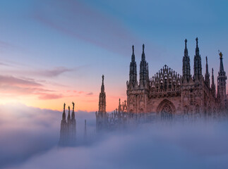 Naklejka premium Milan Cathedral - (Duomo di Milano (Milan Cathedral) and Piazza del Duomo in Milan)