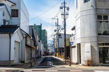 長野県松本市 六九商店街の静かな昼下がりの風景 © kikisora