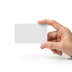Obraz premium A hand holding a plain white business card ready for presentation or distribution.