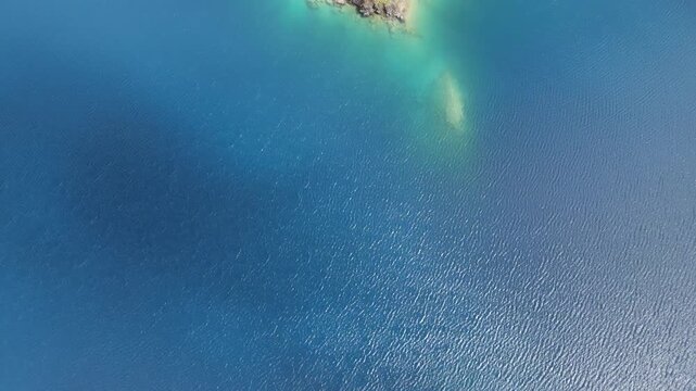 isla de lago solitario