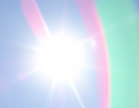 Strahlende Sonne mit hellem Lichtschein und subtilem Regenbogenbogen am blauen Himmel, symbolisiert Hoffnung und Energie.