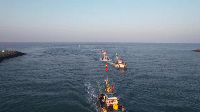 Seawalk, Kundapura Sea Walk, Gangolli Sea Walk, Kodi Beach, Gangolli Beach, Fishing Boat
