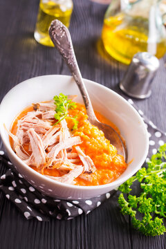 Creamy pumpkin soup with chicken